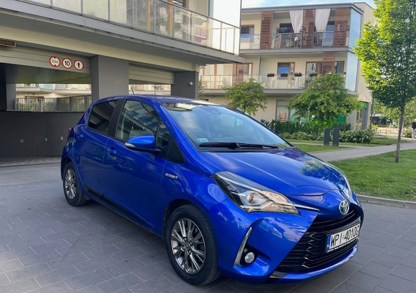 Toyota Yaris cena 59500 przebieg: 70200, rok produkcji 2017 z Bisztynek małe 301